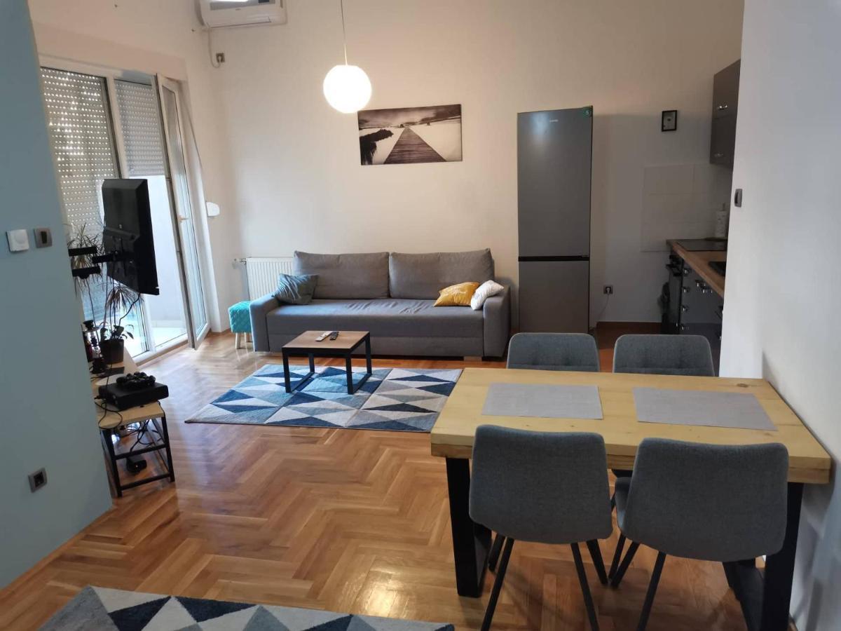 Apartment Luki Novi Sad Exterior foto