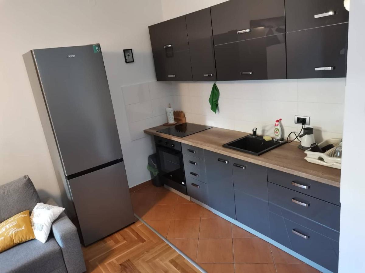 Apartment Luki Novi Sad Exterior foto